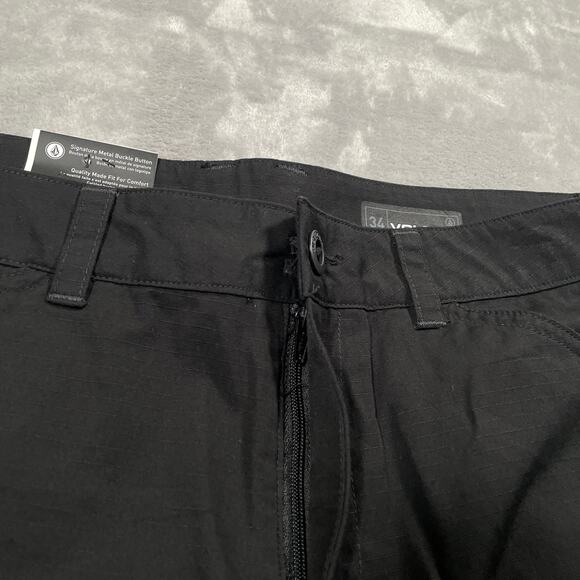 Volcom Shorts 34 Black Grand Fang Cargo Loose Fit Surf Skate Casual New - Picture 3 of 12